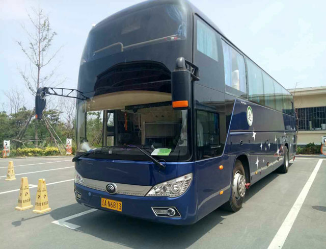 宇通客车54座(沈阳客车出租)